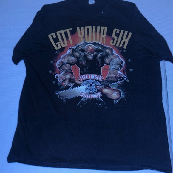 Other - 'Got Your Six' Black Graphic Tee
